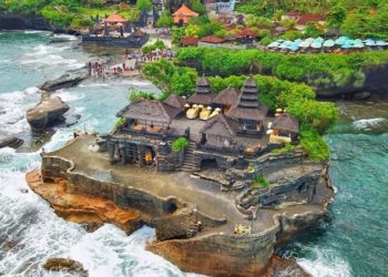 Tanah Lot Tabanan Bali